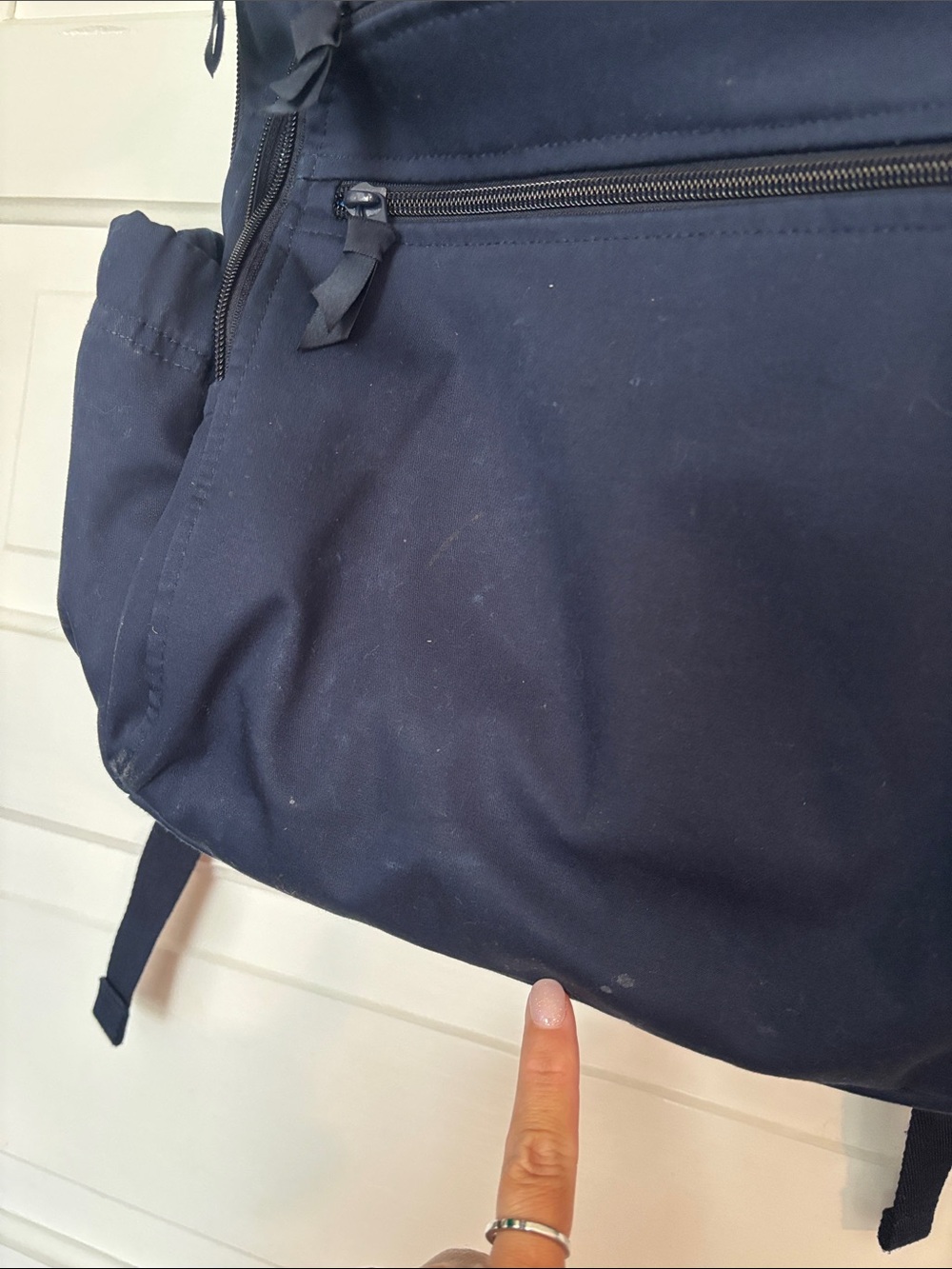 Classic Vera Bradley Navy Backpack - Durable Everyday Bag - Picture 4 of 6